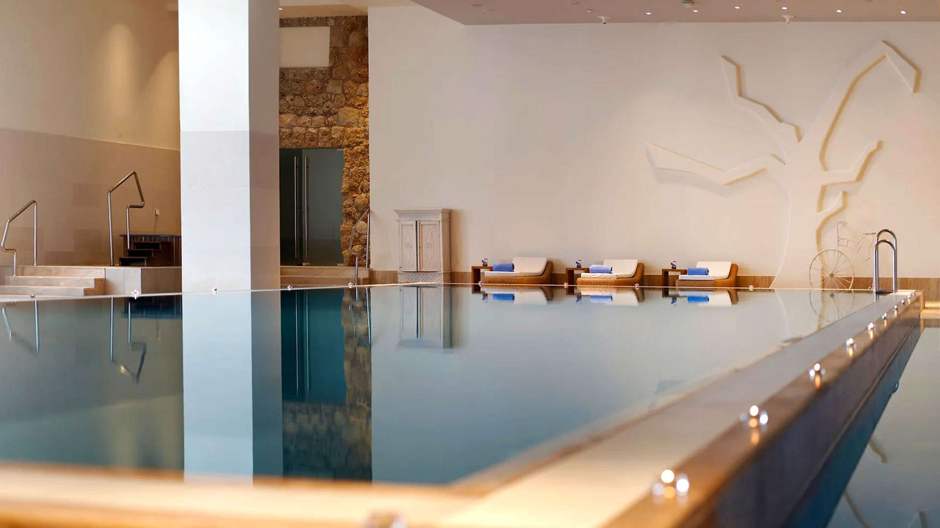 Excelsior Pool Inde